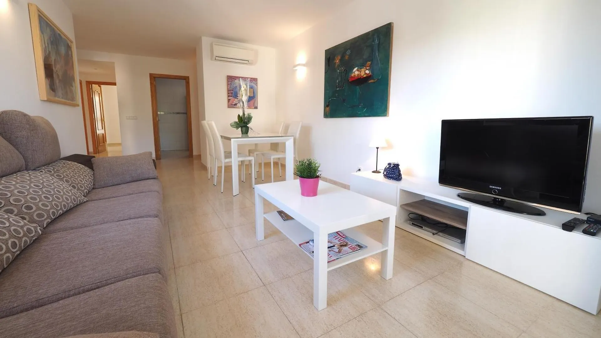 Olot Llenaire Apartment Port de Pollenca