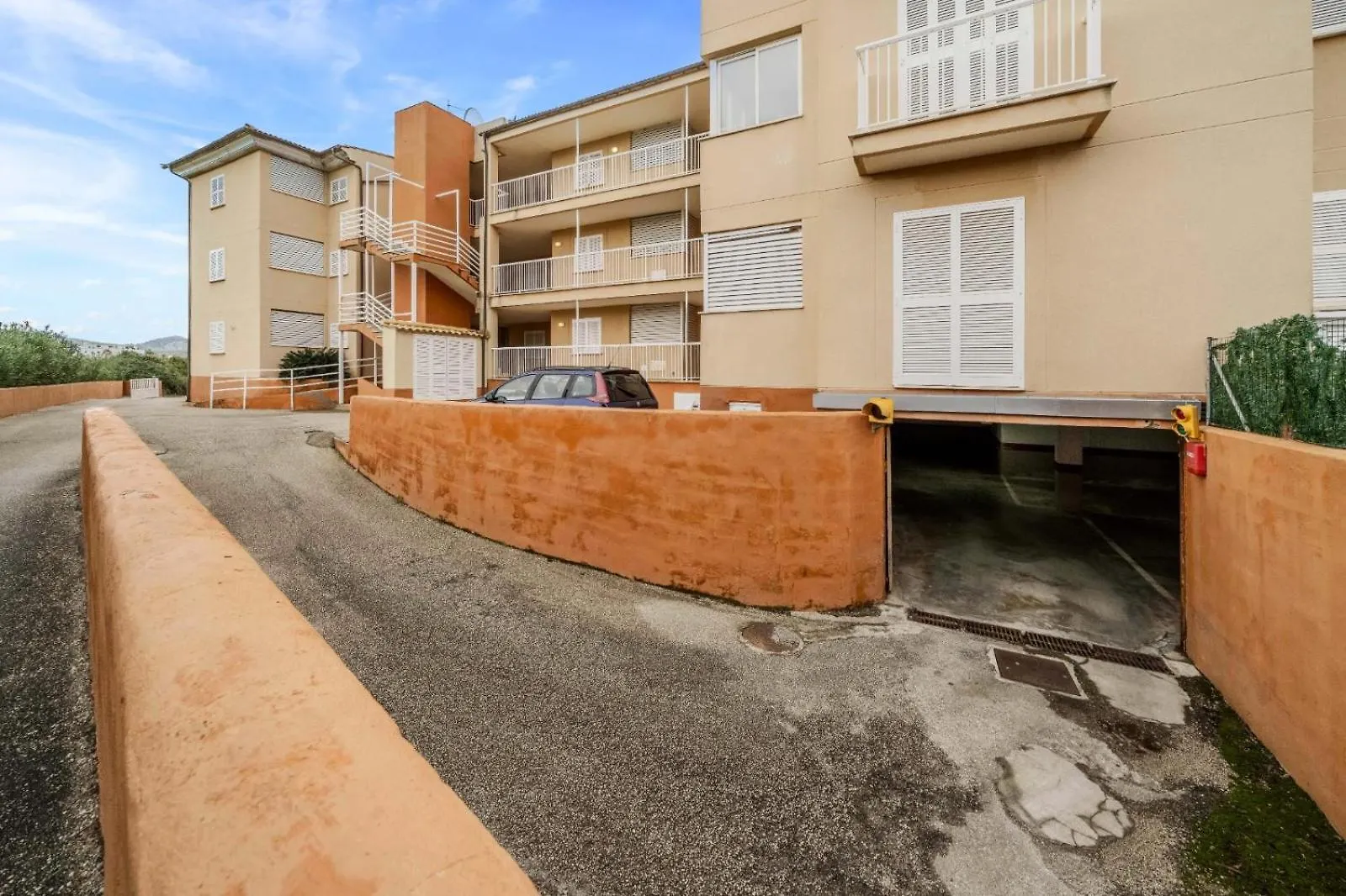 Olot Llenaire Apartment Port de Pollenca