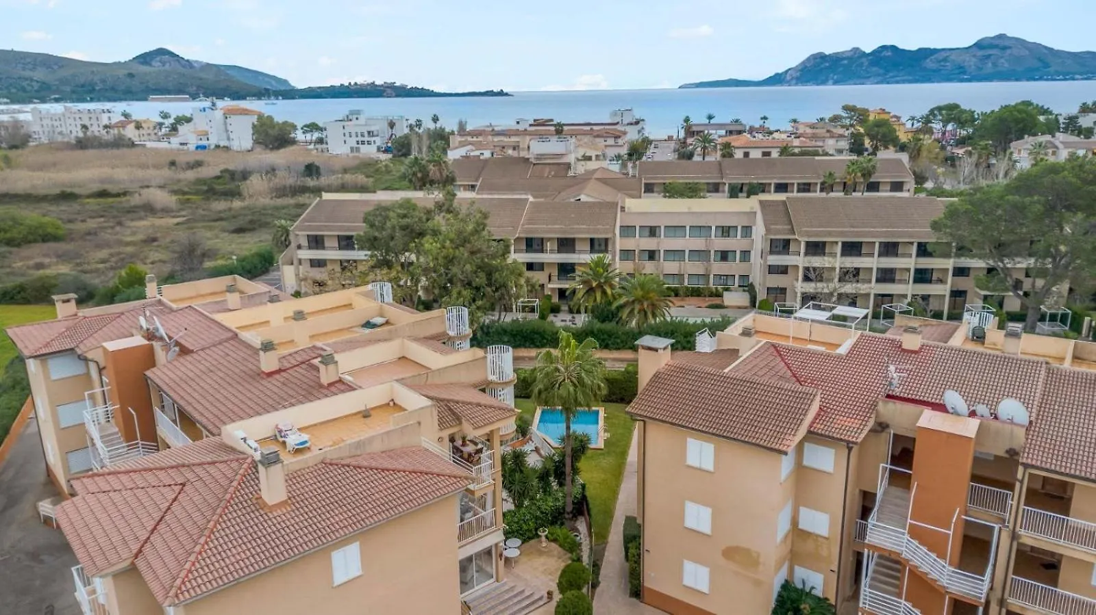 Olot Llenaire Apartment Port de Pollenca